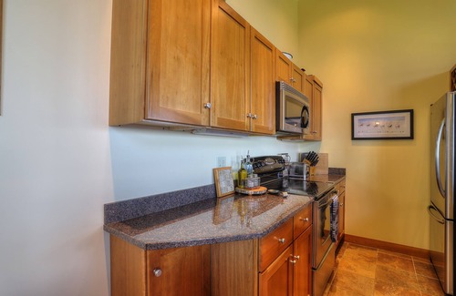 Rangeley Condo | Gray Fox 17 - Wonderful 3 bedroom ski in/ski out condo at Saddleback!
