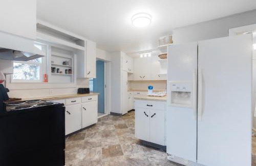 Coos Bay House | Gray Goose Beach Cottage