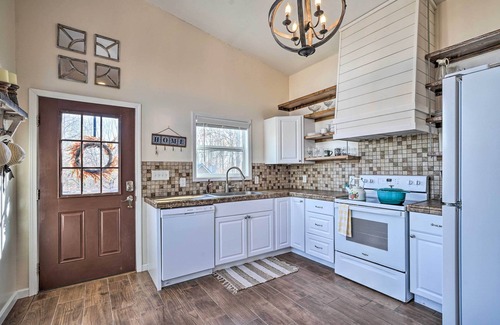 Oak Grove House | Gray Home w/View of Boone Lake + Fire Pit!