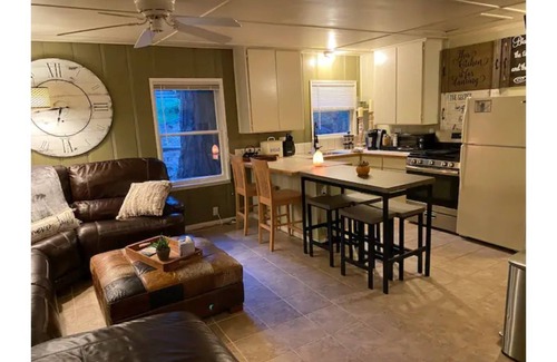 Forest Falls Cabin | GrayHart Get Away 1 bedroom / 1 bathroom Cabin