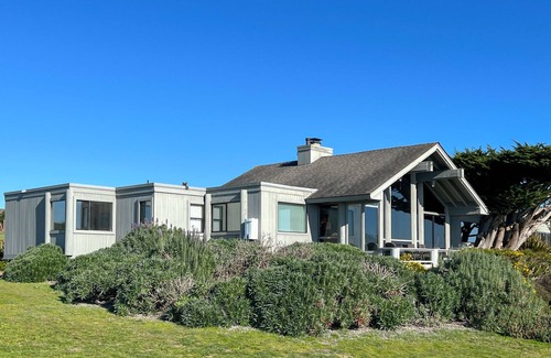 Bodega Bay House | Grayhaven - Panoramic views of the Pacific, spacious comfortable, 1 level.