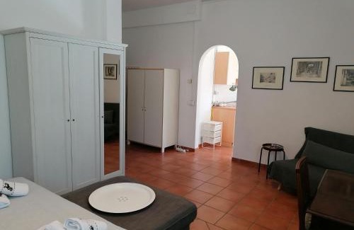 Pomarolo Apartment | Grazioso appartamento tra cultura, lago e montagna