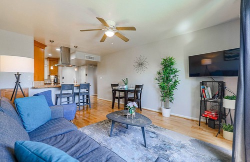 Fashion Square Apartment | GREAT 1BR/FULL Condo/Heated Pool Walk to OldTown/Mall & Bars