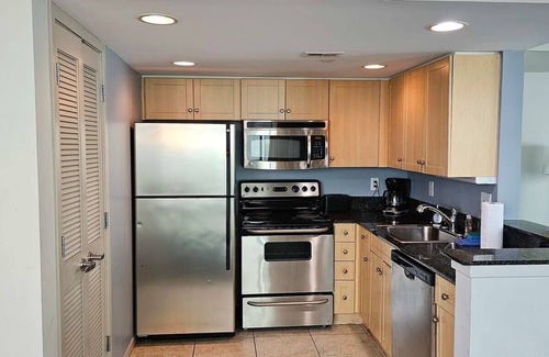Downtown Myrtle Beach Condo | Great 2 BR on the ocean - Oceans One 908