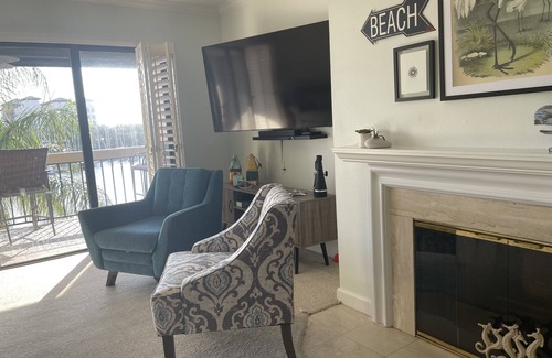 Historic Downtown Melbourne Condo | Great 2BR + condo at Melbourne Harbor 3,500/month