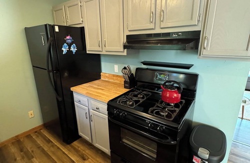 Grawn House | Great 3-bedroom home near Interlochen Arts Academy, State Park, lakes and more!