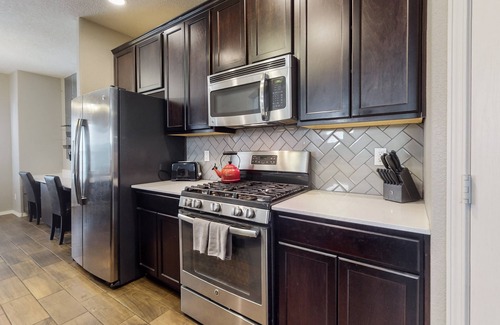 Mesa Del Sol Innovation Park House | Great 3bd/2.5ba home in Mesa del Sol, Garage, Dogs