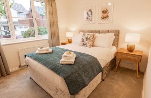 Greasby House | Great 4 bedroom home with garden on the Wirral Peninsula