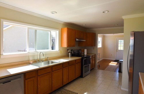 Chazy House | Great! 5 Stars! Family friendly quiet bay swimming boating fishing