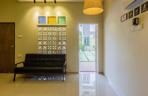 Benggali House | Great 5BR Garden Inn by uBook
