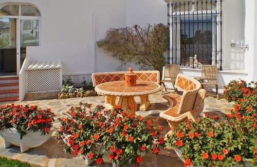 Elviria Apartment | Great Apartment in a great location - Enjoy the best of Marbella!