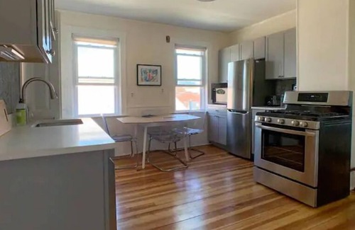 East Providence Apartment | Great Apartment in East Providence