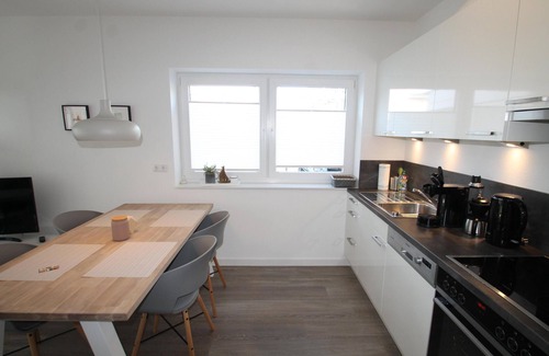 Dahme Apartment | Great apartment with terrace and 2 bedrooms, sun loungers, close to the beach