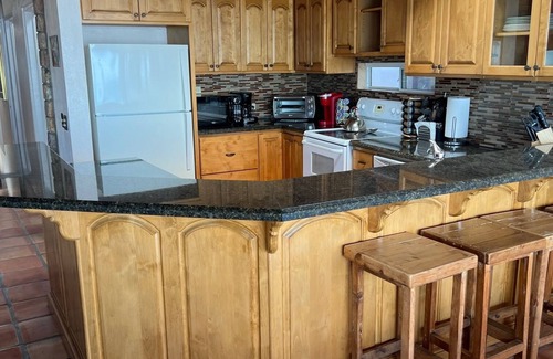Las Gaviotas House | Great Beach House for families, couples, friends-Steps to the beach