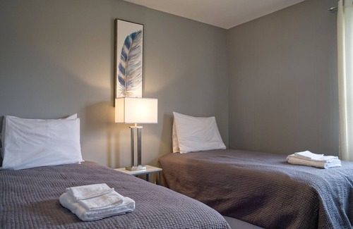 Roseneath Condo | Great Blue Resorts - Golden Beach Resort
