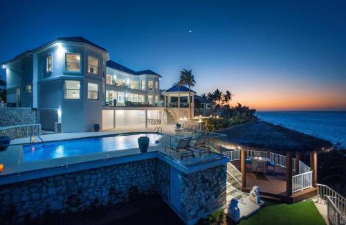 East End House | Great Bluff Estates by Grand Cayman Villas & Condos