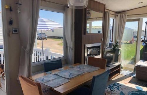 Harwich Other | Great Caravan With Decking At Dovercourt Holiday Park Ref 44002F