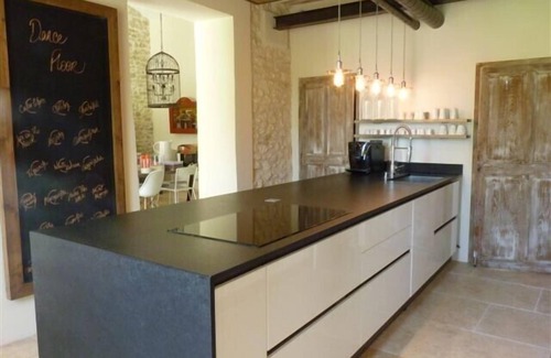 L'Isle-sur-la-Sorgue Other | Great charming holiday home on 6 ha in Isle sur la Sorgue.