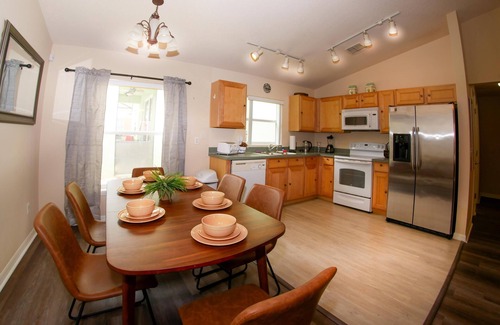 Sandy Ridge House | Great Community, amazing private pool, near Disney!