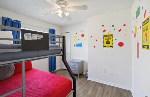 Thousand Oaks House | Great Community, Amazing Private Pool, Near Disney!