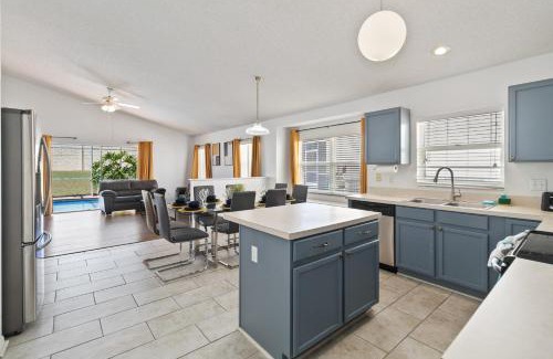Lake Davenport Estates House | Great Community, Amazing Private Pool, Near Disney!