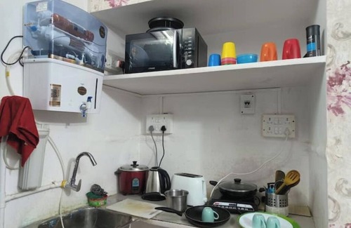 Yousufguda Apartment | Great CoupleFriendly family room's Banjarahillsrd7