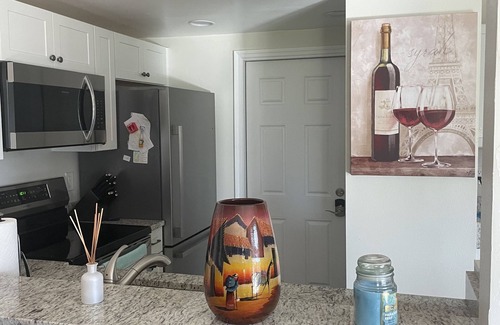 Cypress Lake Condo | Great couples get away minutes from the beaches!