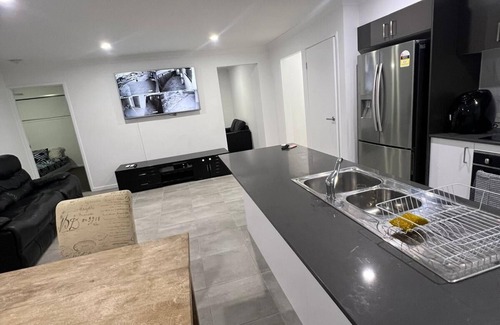 Park Ridge House | Great Entertaining Home
