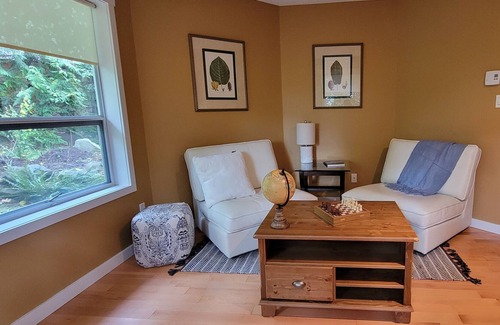 Courtenay House | Great Escape Guesthouse - Sea to Ski