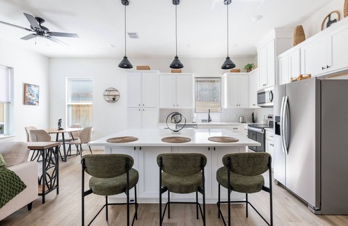 Northside House | Great Escape! - Near Downtown Houston - Pet Friendly!