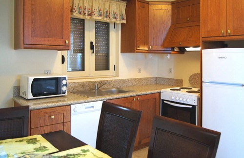 Maroulas Villa | Great Escape villas suitability for family's - very clean friendly to all . .