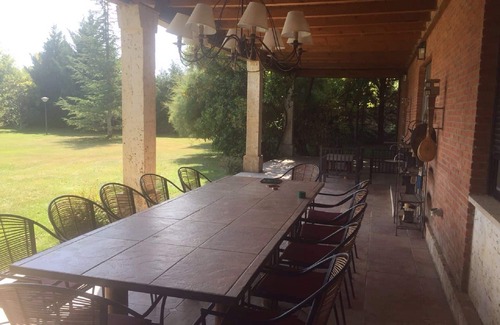 Palencia House | Great estate to enjoy the countryside in the city