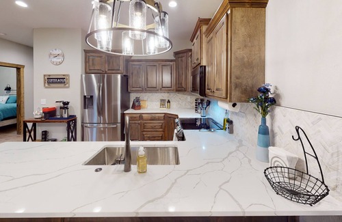 Indian Point House | Great family friendly home in a lakefront resort community
