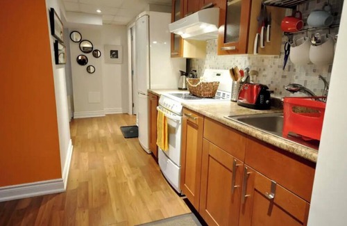 Oakwood Village Apartment | Great Family-Friendly Toronto apt.