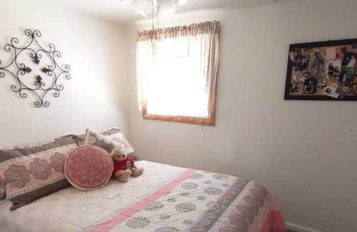 Gladwin House | Great family getaway waterfront house