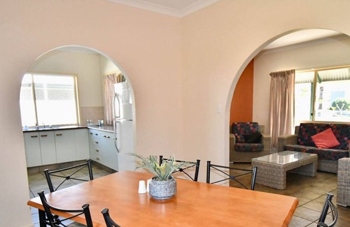 Woodgate House | Great Family Holiday Home