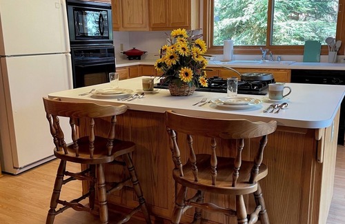 Glencoe House | GREAT FAMILY LOCATION! Peace in the Trees N Mace