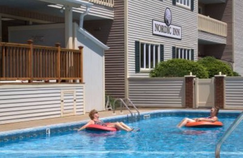 Lincoln House | Great family vacation condo with views of the mountains and access to the full