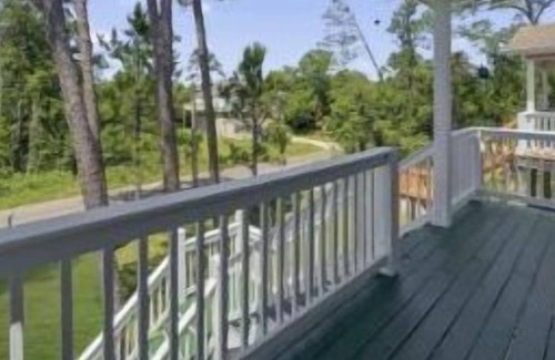 Henderson Point House | Great find