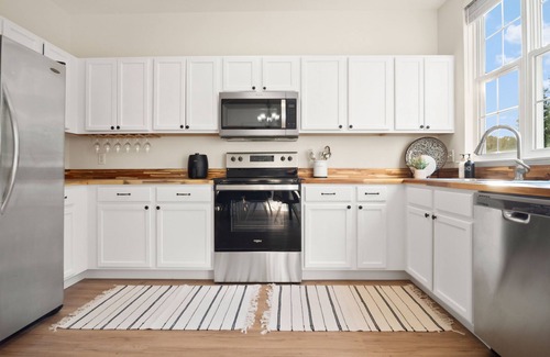 Bear House | Great for families or working professionals, 30+ day stays welcome, FAST wifi
