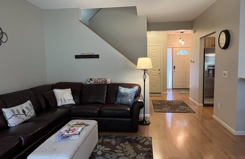 Gaylord Condo | Great for Golfers, Skiers and families