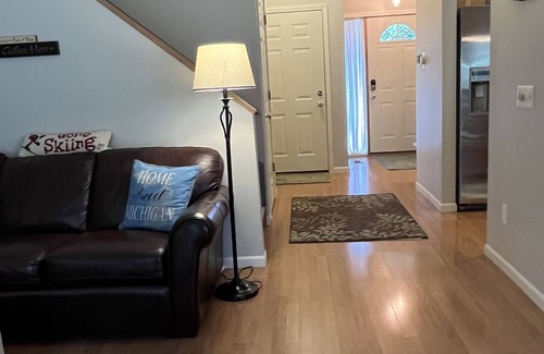 Gaylord Condo | Great for Golfers, Skiers and families