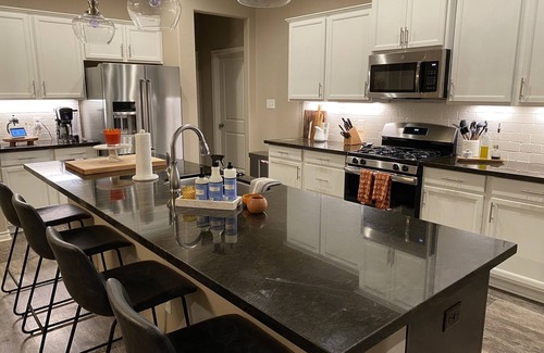 Wellborn House | Great for Graduation Weekend!