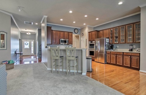 The Commons House | Great for Groups: Bayside Resort Home w/Patio