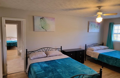Snellville House | Great for Large Groups, 35 Minutes to Atlanta