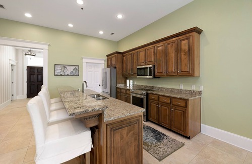 Saint Simons Island Condo | Great for Small Families! Oceanfront Condominium Community with Oceanfront Swimming Pool