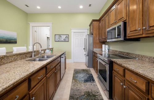 Saint Simons Island Condo | Great for Small Families! Oceanfront Condominium Community with Oceanfront Swimming Pool