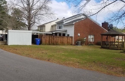 Cowarts House | Great for vacationers or travelers needing extended stay