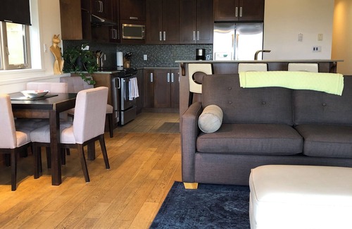 Ganges Condo | Great getaway on Salt Spring Island - Full 2bdrm Condo - Unit103