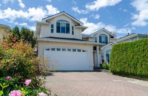 Queensborough House | Great Guest Suite in a Gorgeous House